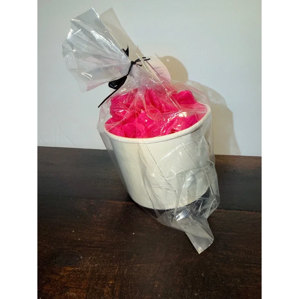 Bath‎ & Body Works Milk Bar Gift Set Pink Loofah & Wristband in Branded Tub New